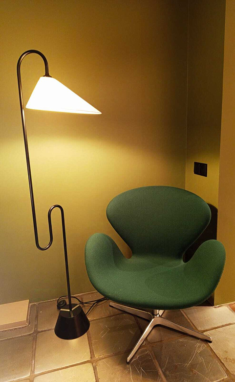 Торшер Roattino, Eileen Gray, 1931